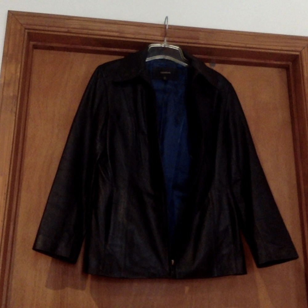 Women's black leather jacket, size medium